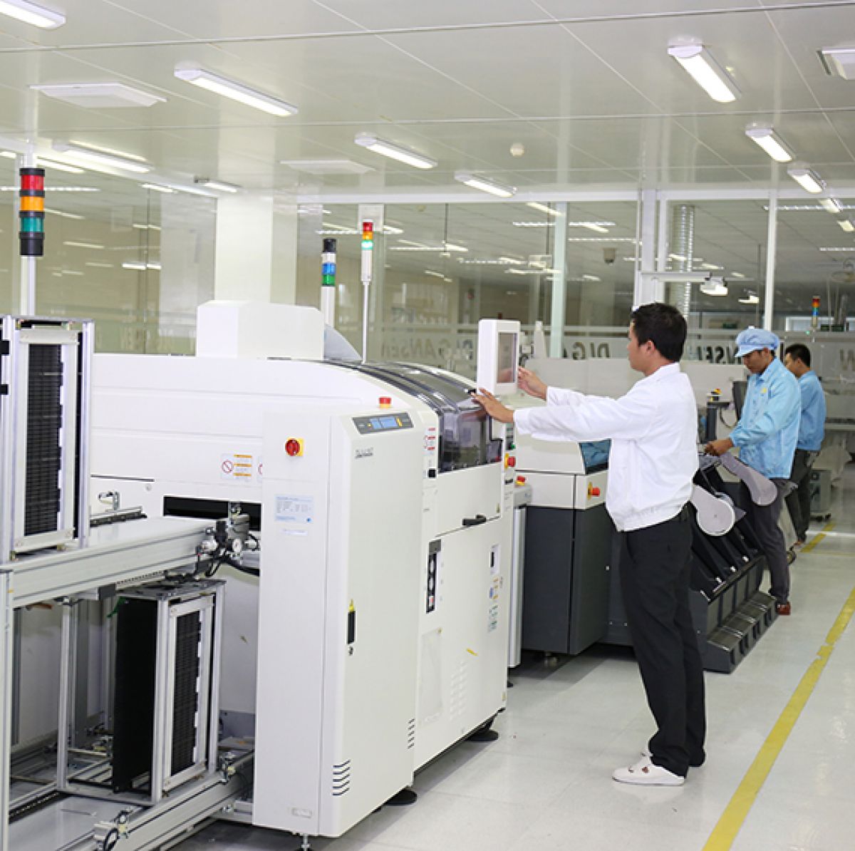 DOANH THU 9 THÁNG CỦA DLG: LINH KIỆN ĐIỆN TỬ ĐÓNG GÓP TRÊN 1.000 TỶ ĐỒNG