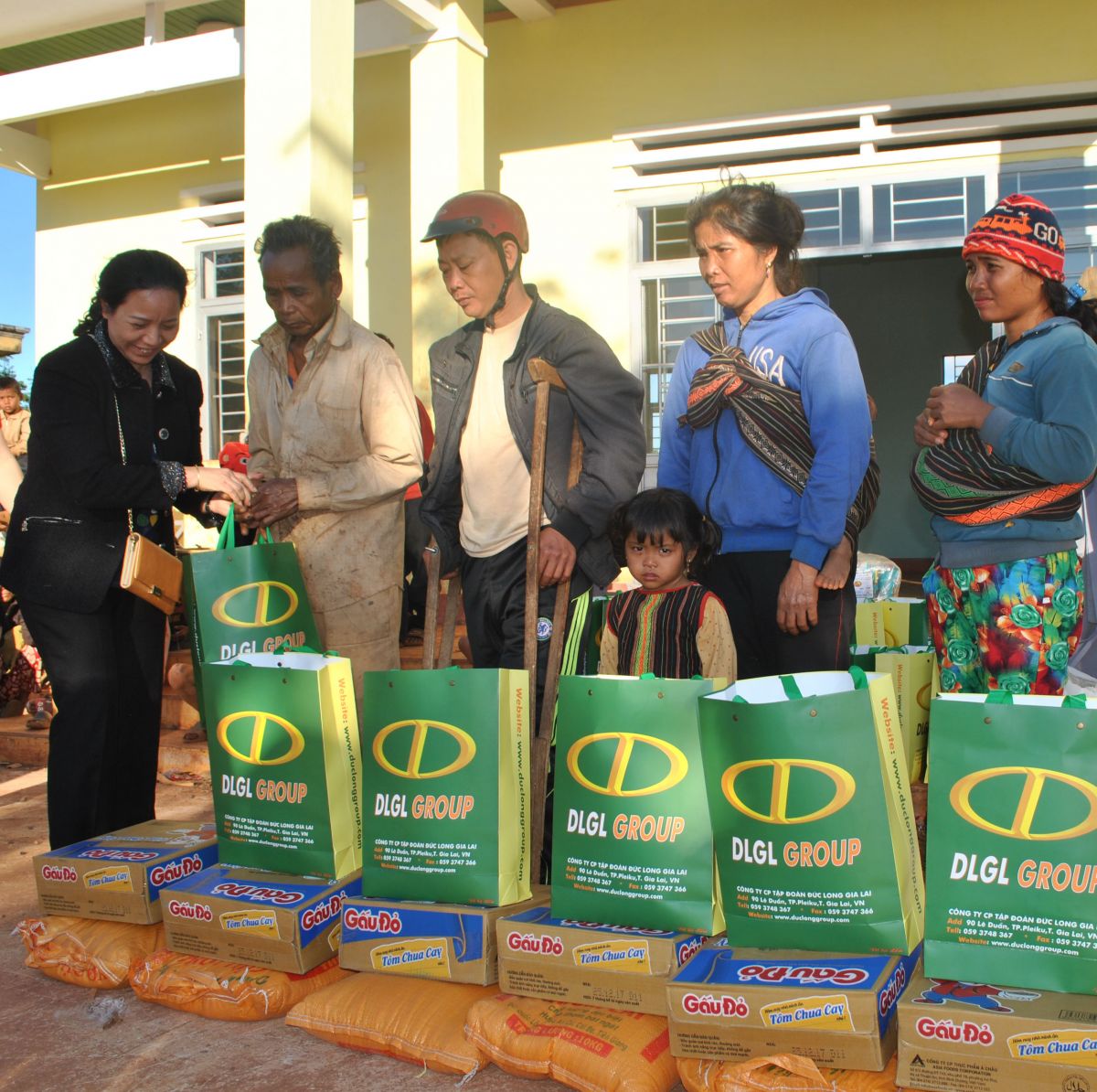 DLG ĐÓN NHẬN BẰNG KHEN CỦA UBND TỈNH BÀ RỊA - VŨNG TÀU